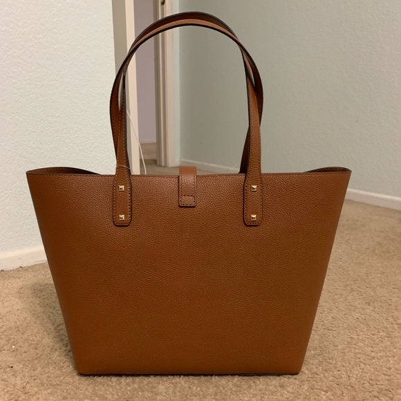 Michael Kors Tote - Picture 2 of 8